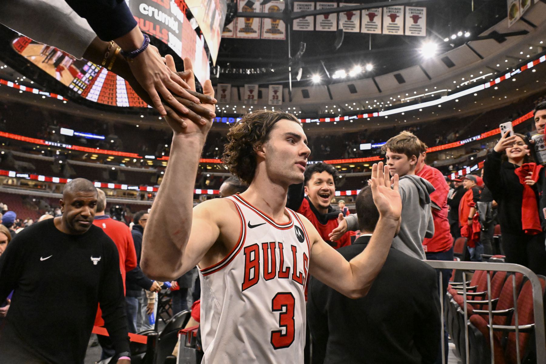 Guidi erzielte 29 Punkte, 15 Rebounds und 12 Assists und erzielte in zwei aufeinanderfolgenden Spielen ein Triple-Double.